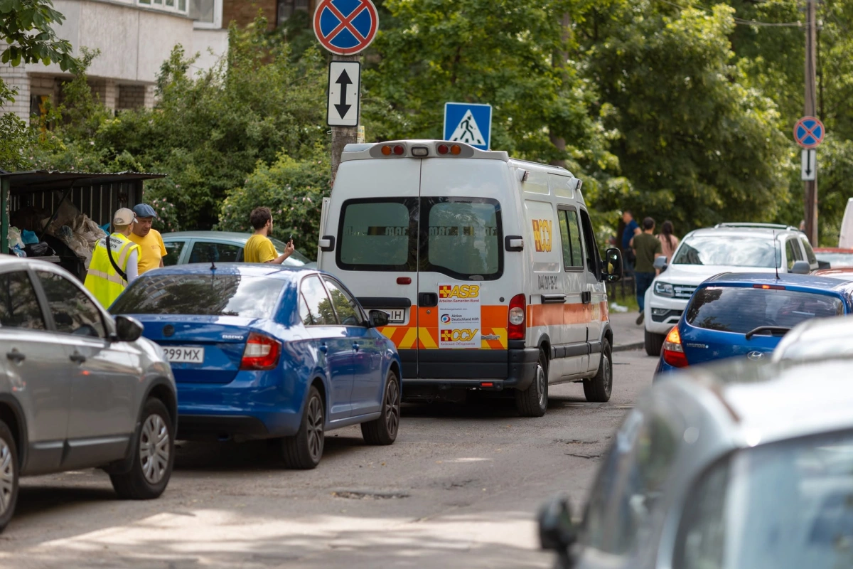 Київ продовжує оговтуватися після чергової масованої атаки 2 червня
